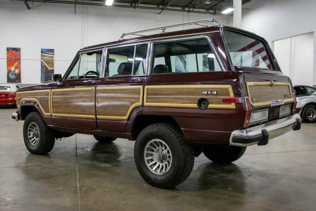 1988 Jeep Grand Wagoneer