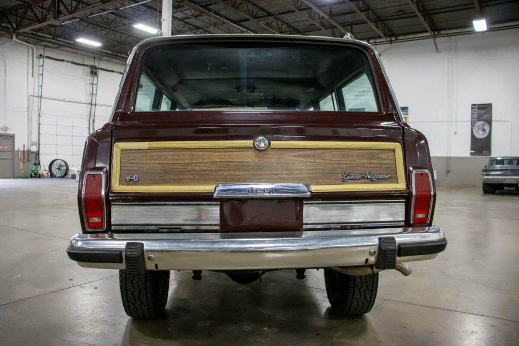 1988 Jeep Grand Wagoneer