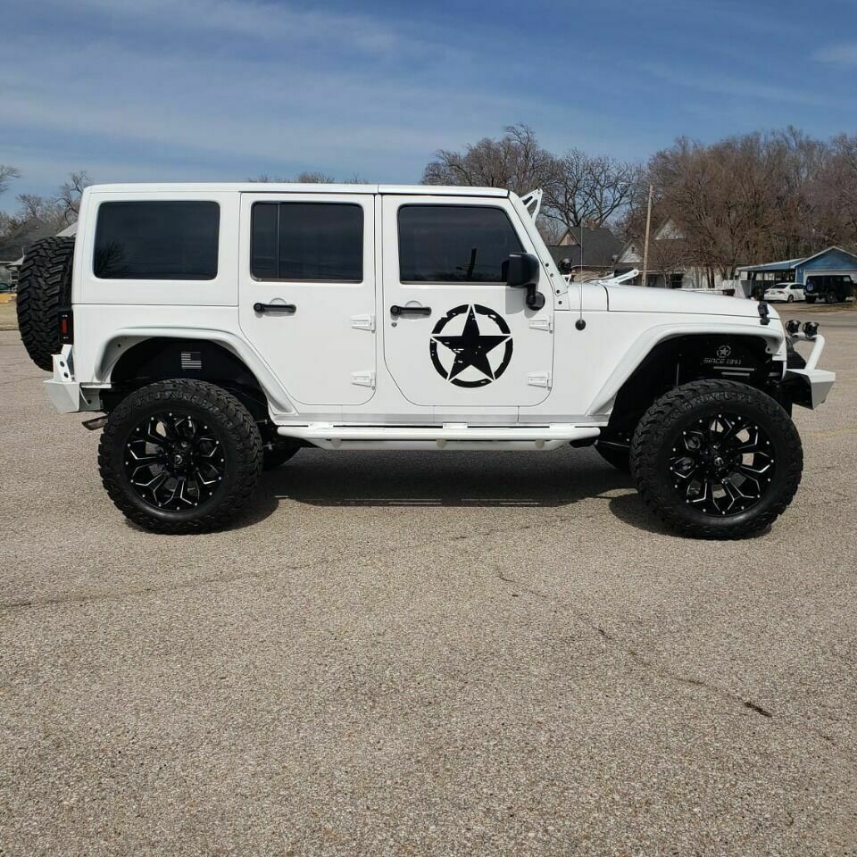 2018 Jeep Wrangler JK Unlimited Sahara 4×4 4dr SUV
