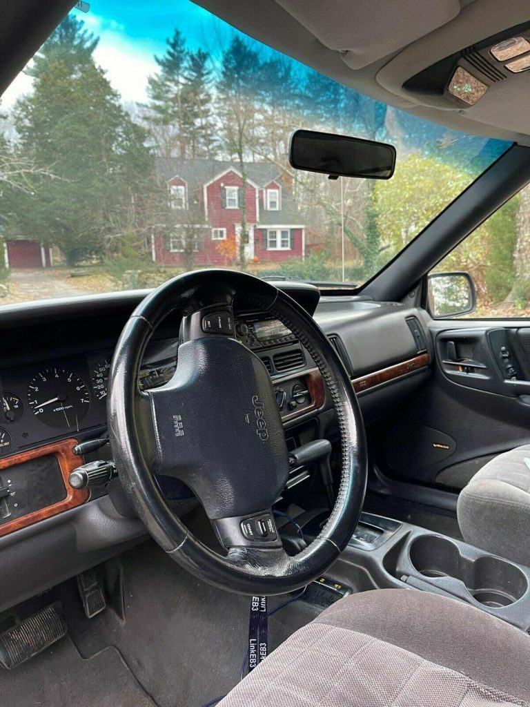 1997 Jeep Grand Cherokee LAREDO
