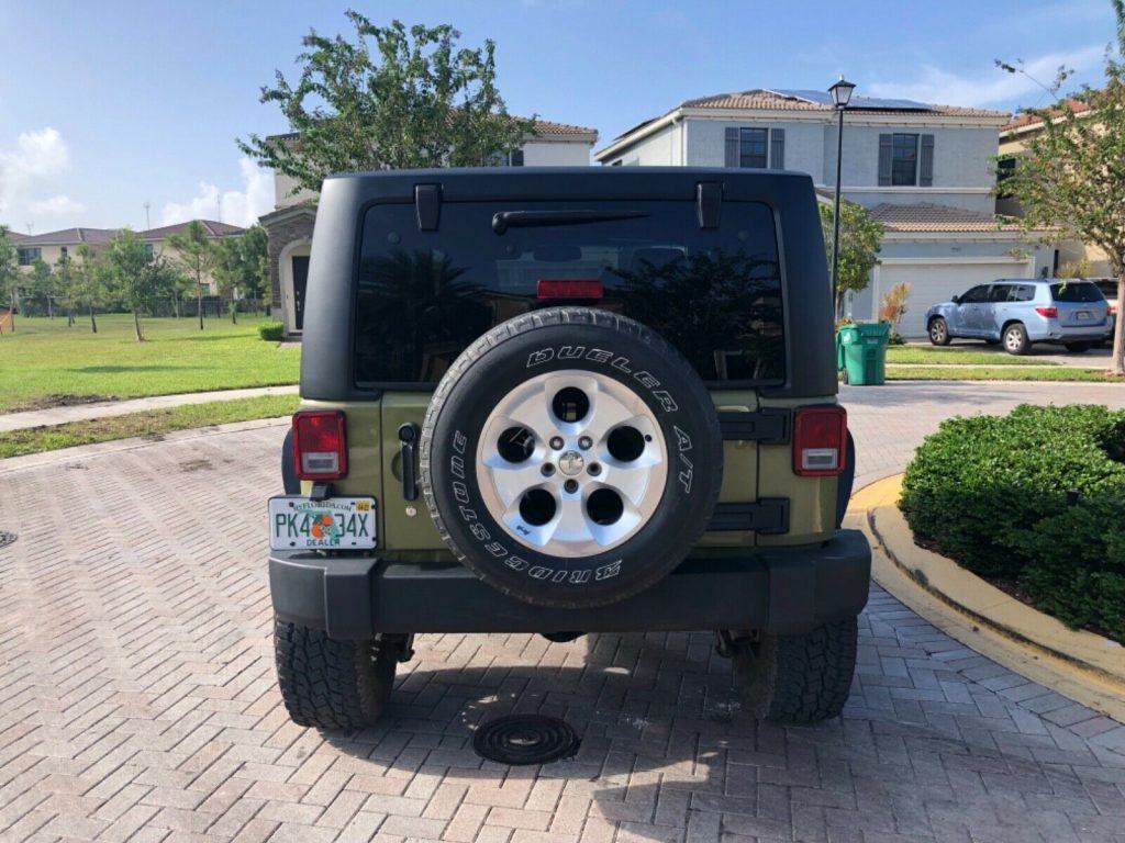 2013 Jeep Wrangler Sahara