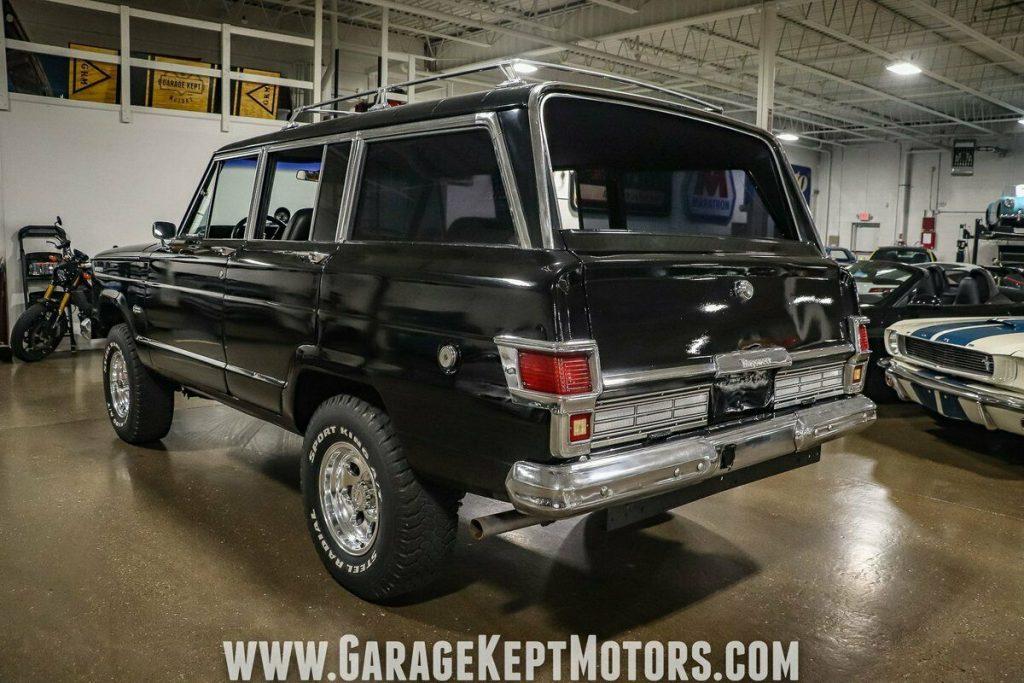 1973 Jeep Wagoneer