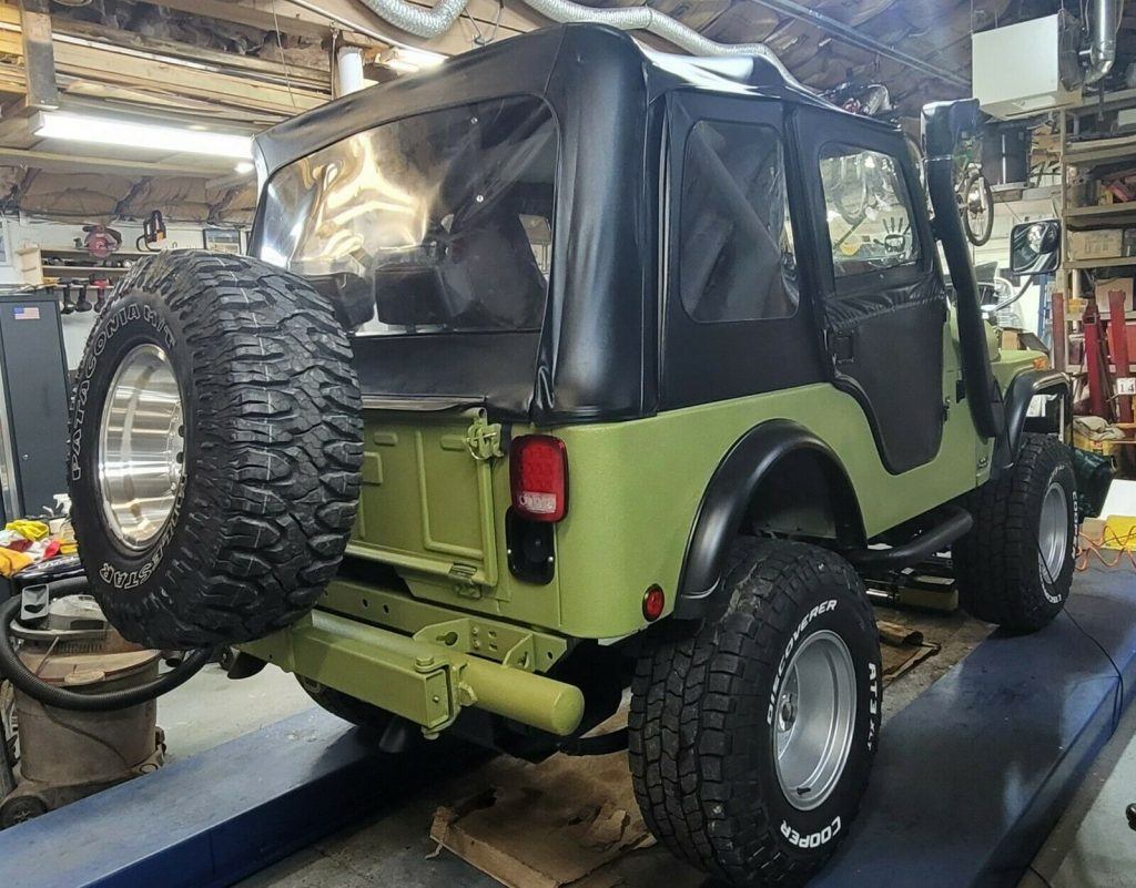 1980 Jeep CJ5 Engine:Chevy V8