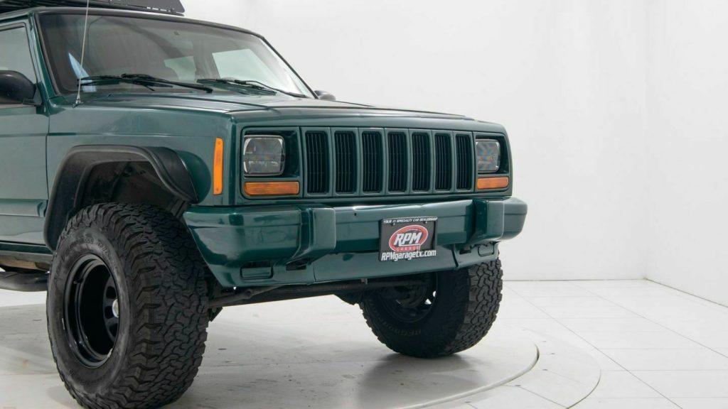 1999 Jeep Cherokee Sport Lifted with Upgrades