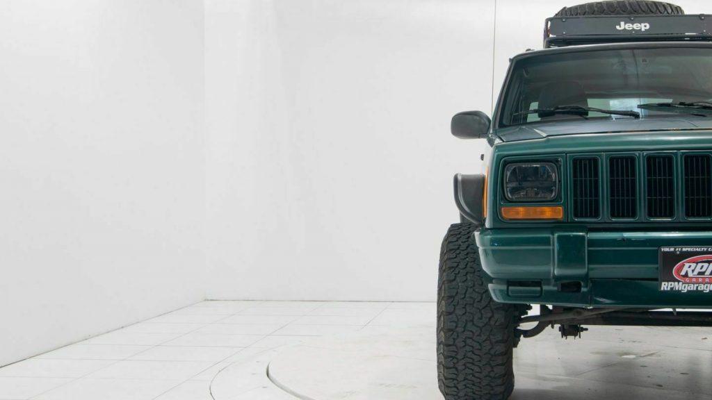 1999 Jeep Cherokee Sport Lifted with Upgrades
