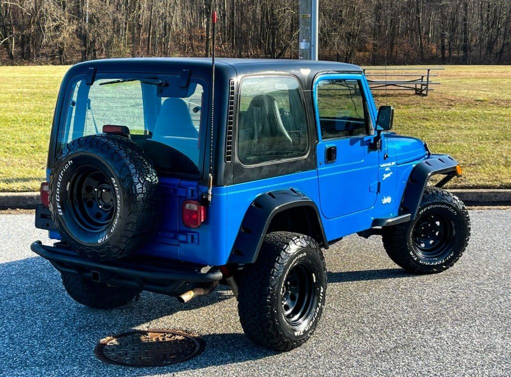 1999 Jeep Wrangler NO Reserve 72K Miles Lifted TJ 4.0L 4X4 LOOK!!!