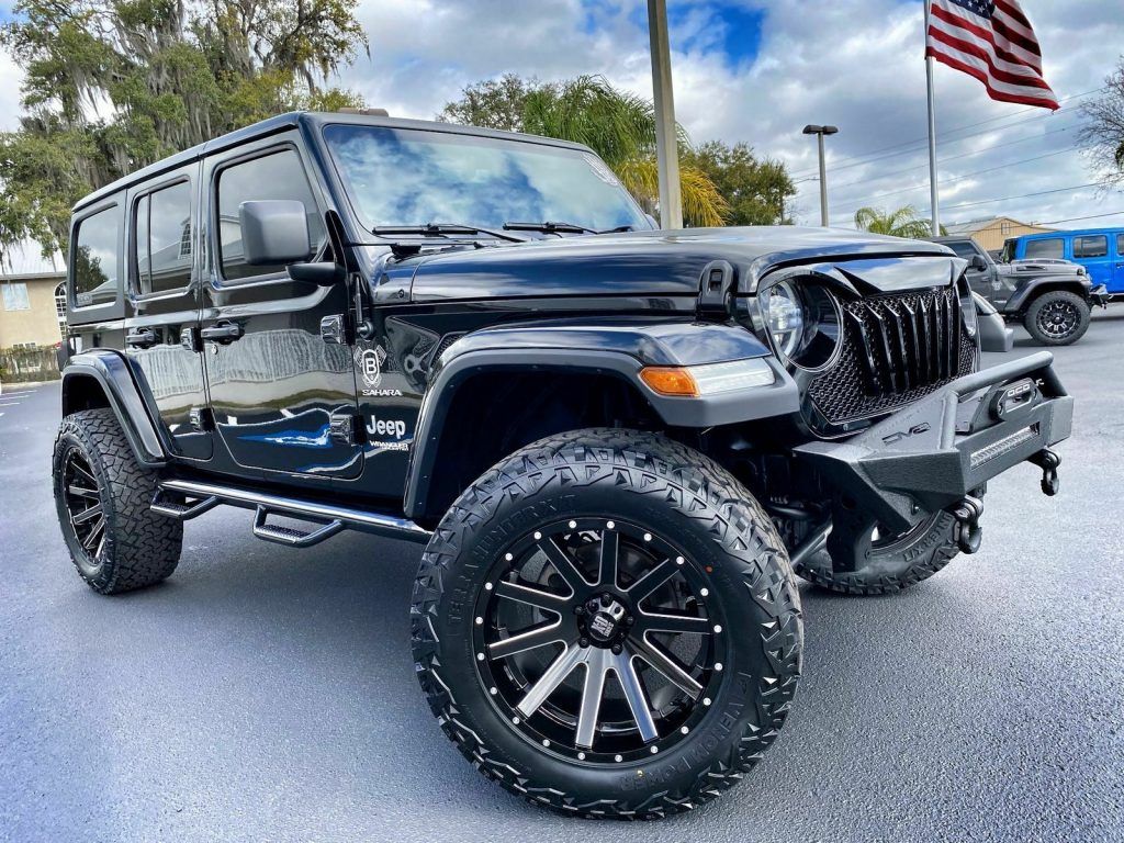 2020 Jeep Wrangler Unlimited Blackout Sahara NAV Leather Lifted Loaded OCD4X4