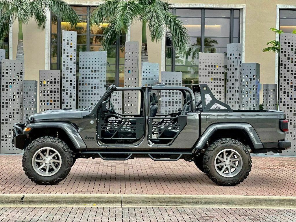 2021 Jeep Gladiator 80th Anniversary Edition 4×4 4dr Crew Cab 5.0 ft.