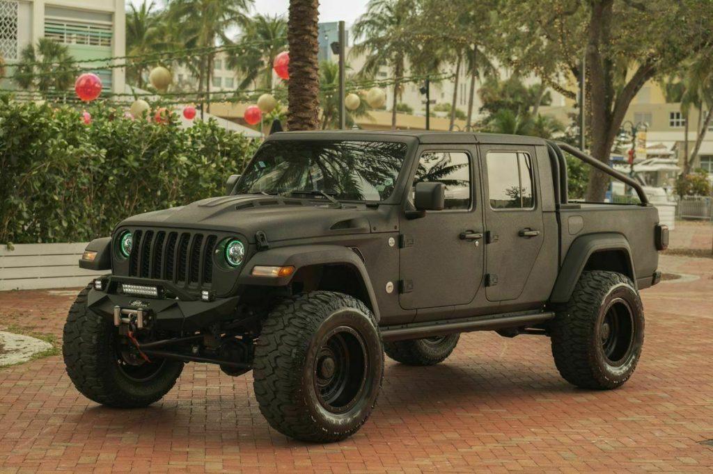 2022 Jeep Gladiator Overland 4×4 4dr Crew Cab 5.0 ft. SB