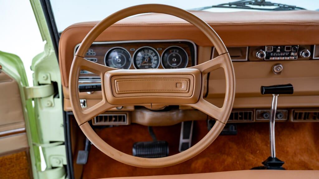 1979 Jeep Wagoneer 5.3 Liter Restomod