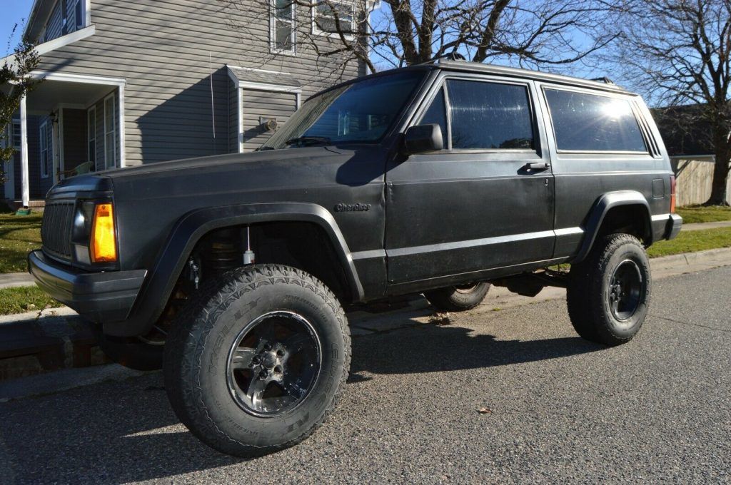 1995 Jeep Cherokee XJ Sport