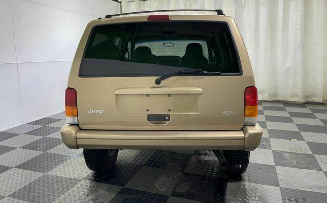 1999 Jeep Cherokee Sport SUV 4D