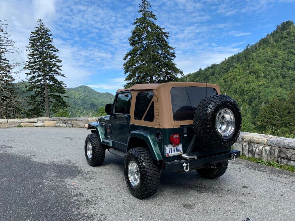 1999 Jeep Wrangler / Tj SAHARA
