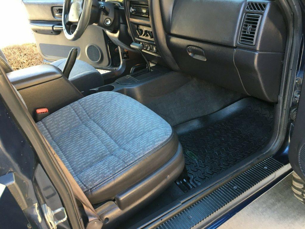 2000 Jeep Cherokee