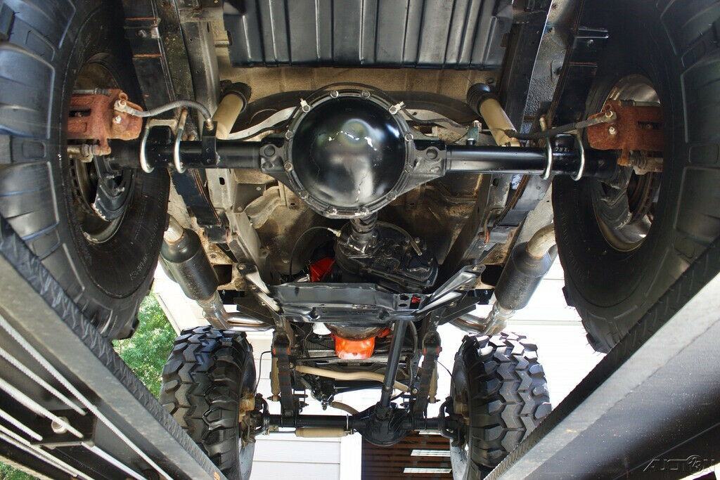 1979 Jeep CJ Resto-Mod / 4×4 / 5.7L 350 V8 / TH350 Auto