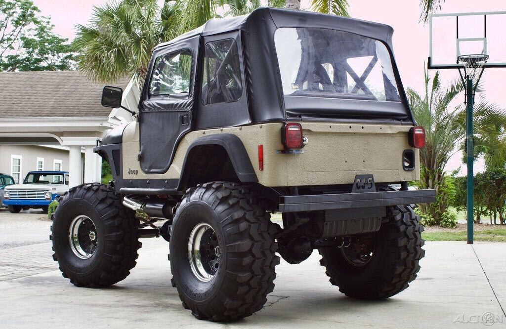 1979 Jeep CJ Resto-Mod / 4×4 / 5.7L 350 V8 / TH350 Auto