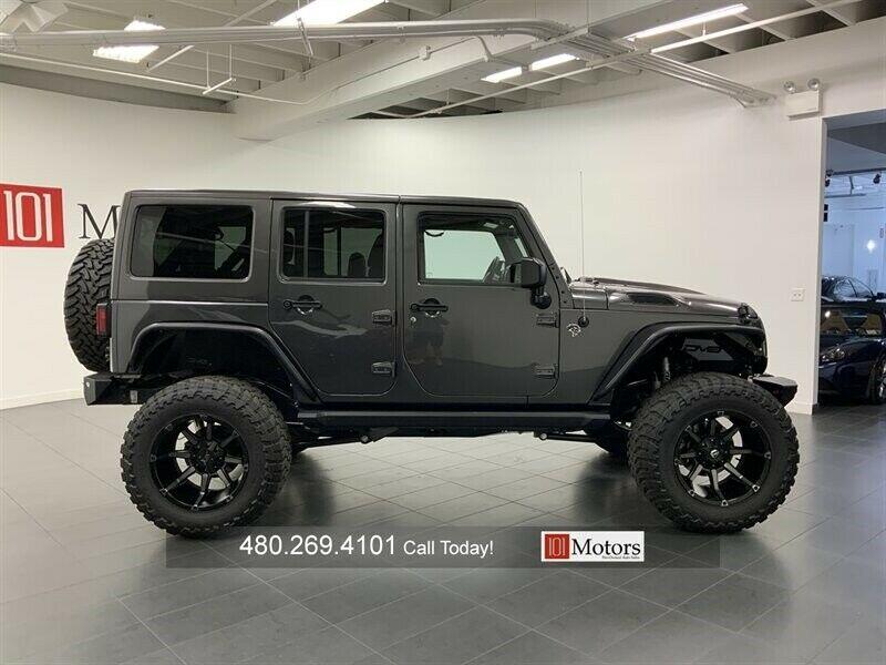 2017 Jeep Wrangler Unlimited Sahara