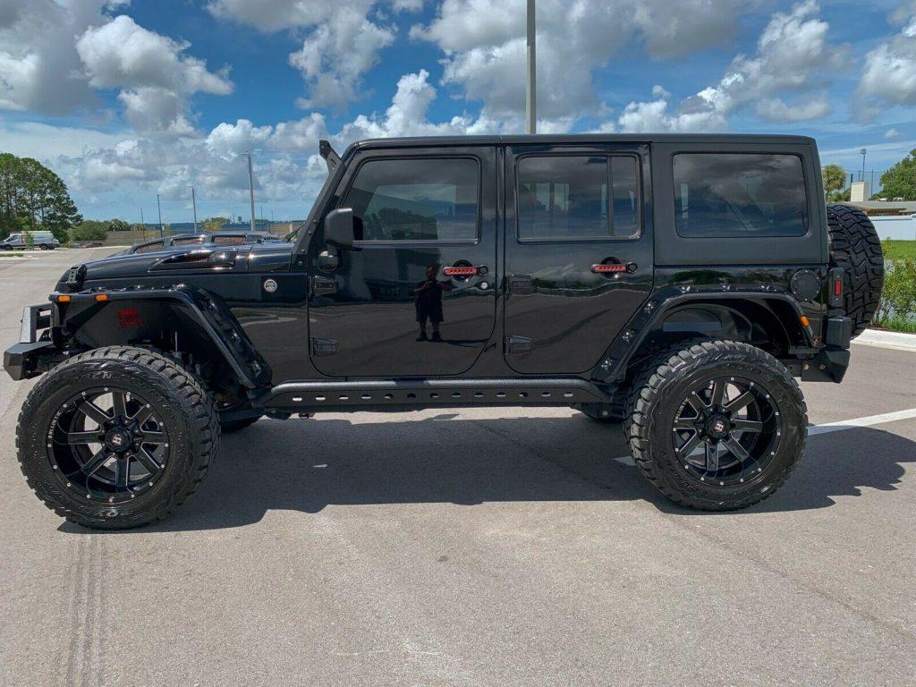 2018 Jeep Wrangler CUSTOM LIFTED 35″ TIRES LEATHER 3.73 GEAR RATIO