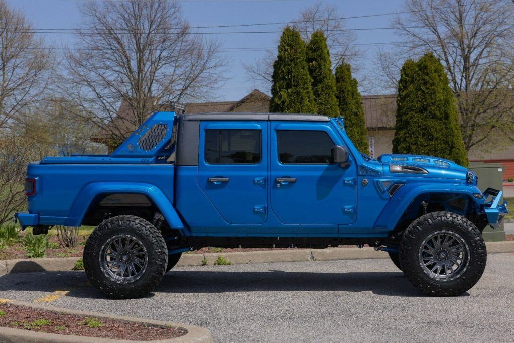 2021 Jeep Gladiator SPORT