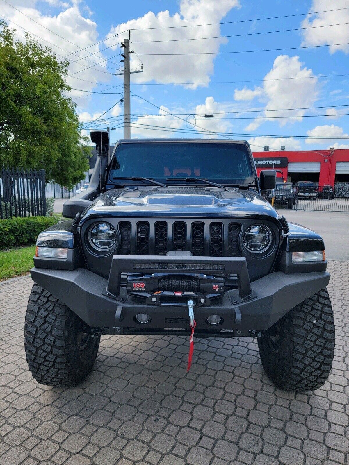 2022 Jeep Gladiator Sport