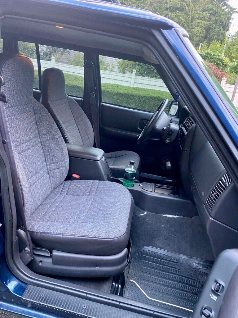 2000 Jeep Cherokee SE
