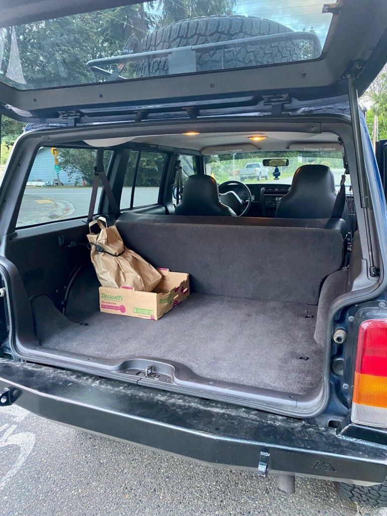 2000 Jeep Cherokee SE