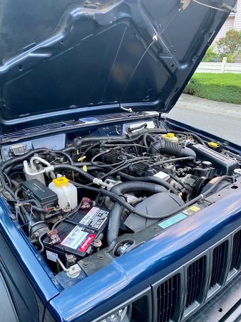 2000 Jeep Cherokee SE