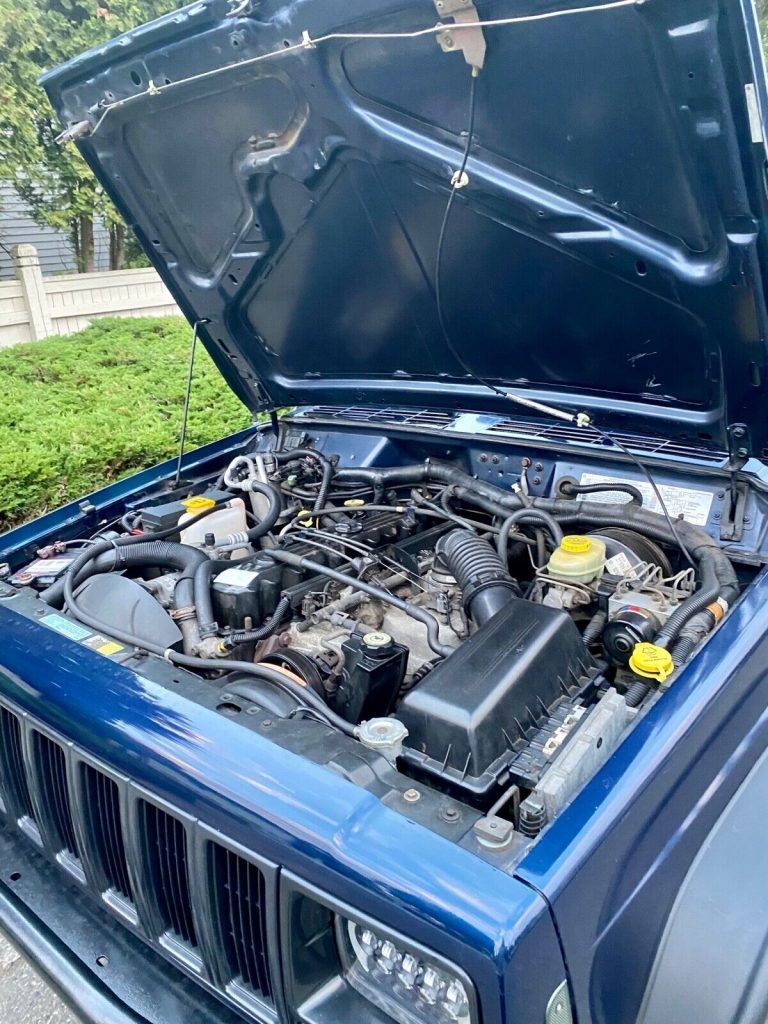 2000 Jeep Cherokee SE