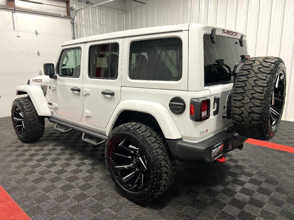 2022 Jeep Wrangler T-ROCK 1 Touch Sky Power Top Unlimited Lifted 4×4