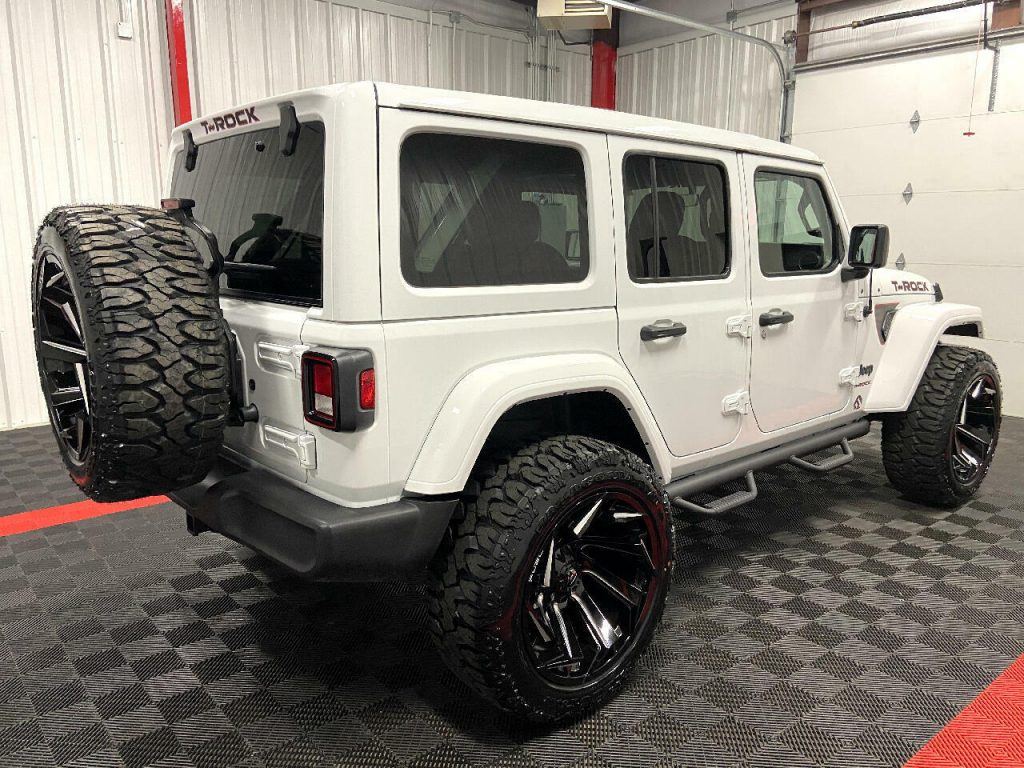 2022 Jeep Wrangler T-ROCK 1 Touch Sky Power Top Unlimited Lifted 4×4