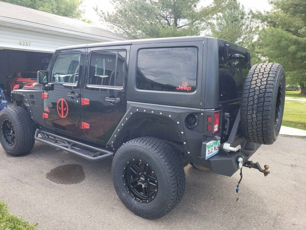 2013 Jeep Wrangler SAHARA