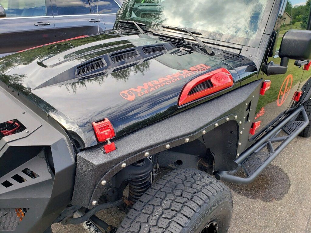 2013 Jeep Wrangler SAHARA