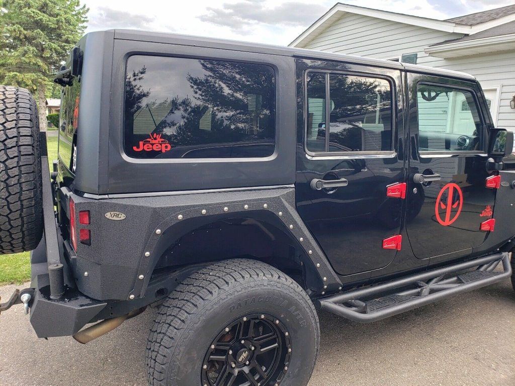 2013 Jeep Wrangler SAHARA