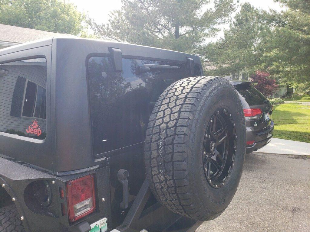 2013 Jeep Wrangler SAHARA