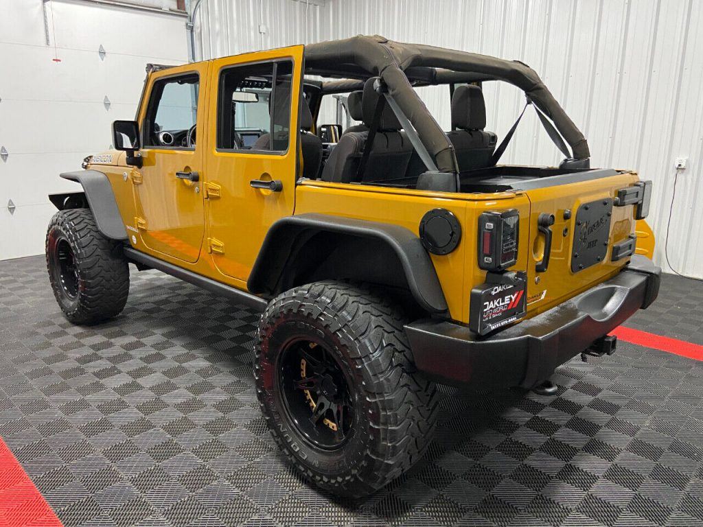 2014 Jeep Wrangler T-ROCK Lifted Amp’d Rubicon 4×4