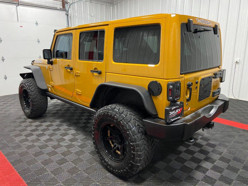 2014 Jeep Wrangler T-ROCK Lifted Amp’d Rubicon 4×4