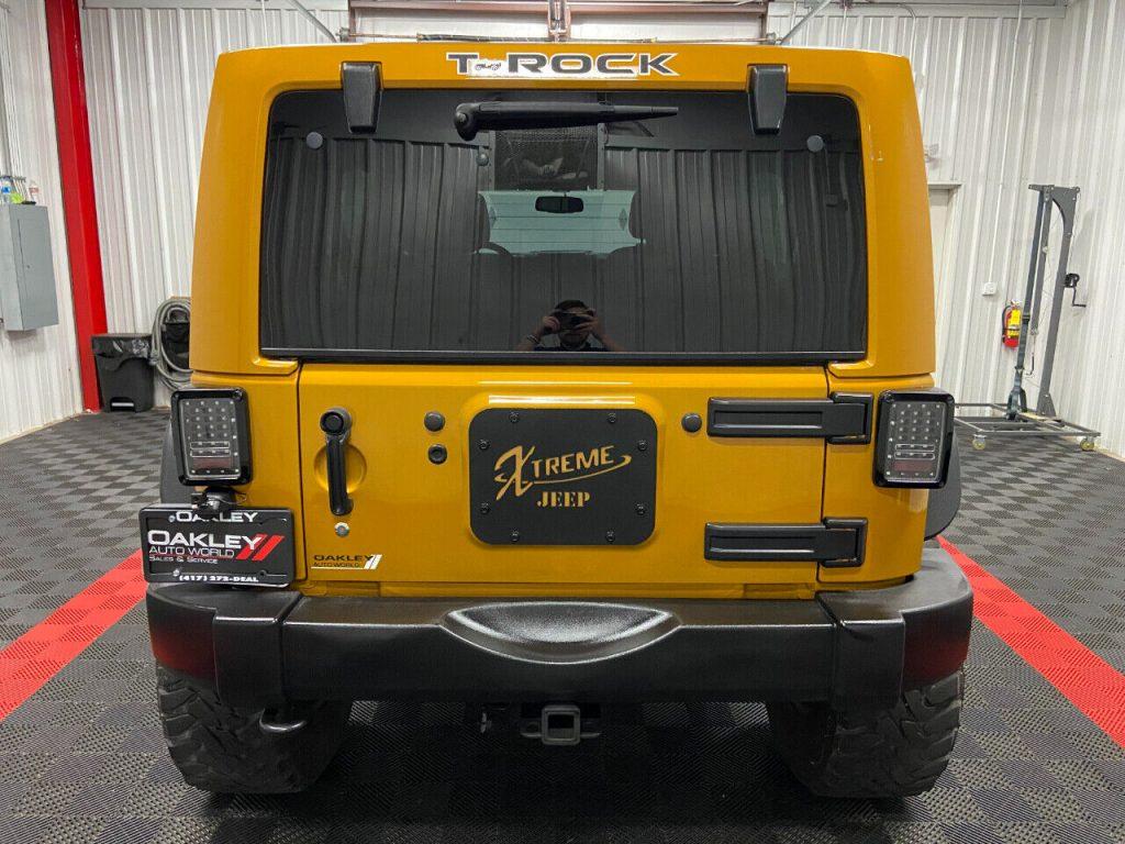 2014 Jeep Wrangler T-ROCK Lifted Amp’d Rubicon 4×4