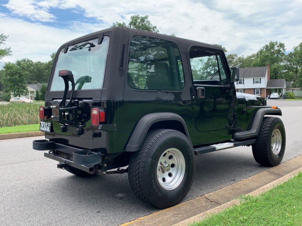 1995 Jeep Wrangler SE