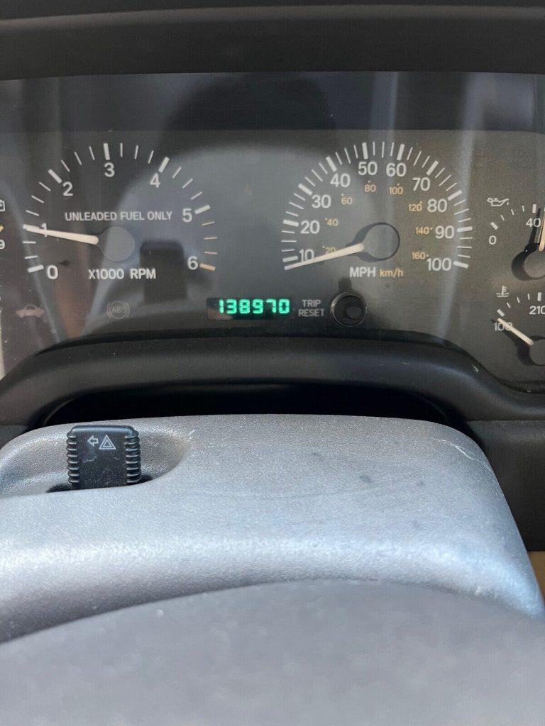 1999 Jeep Cherokee SPORT