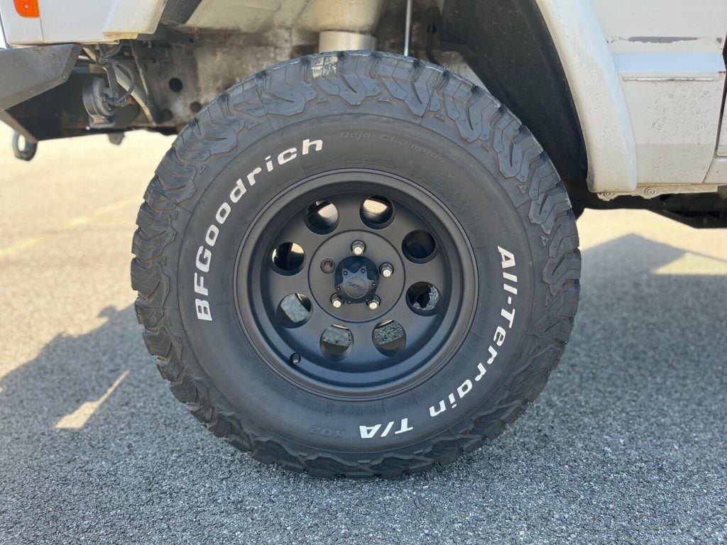 1999 Jeep Cherokee SPORT
