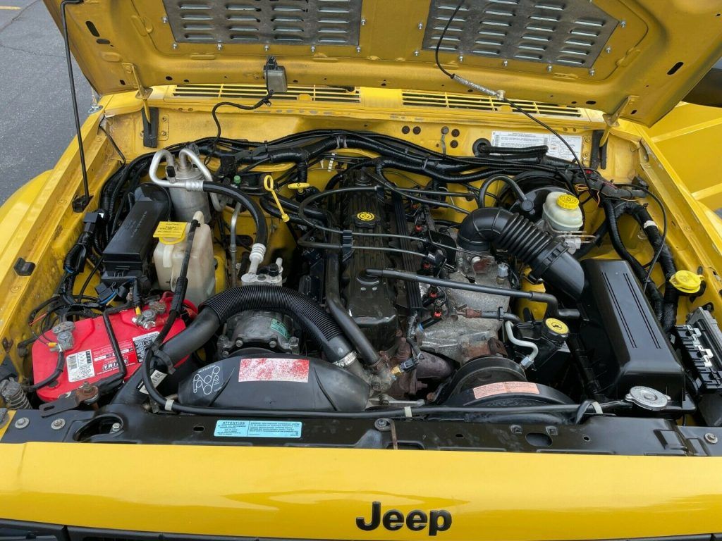 2000 Jeep Cherokee XJ – SUPER CLEAN – BUILT!