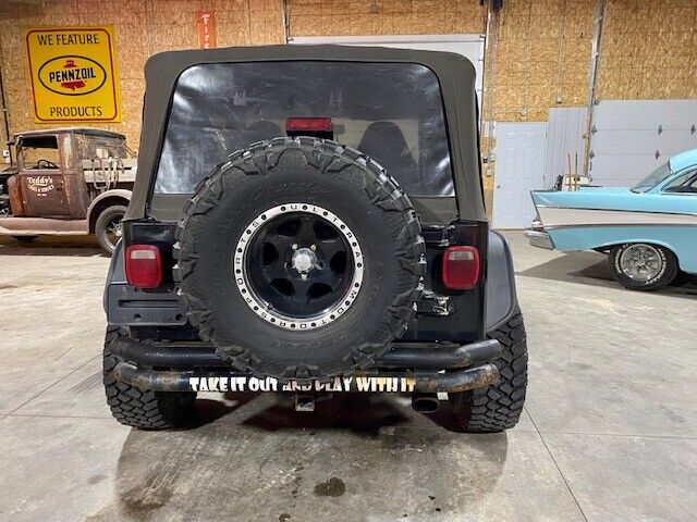 2000 Jeep Wrangler Lots of Extras! 4×4 4.0 lt inline 6 cyl HD VIDEO