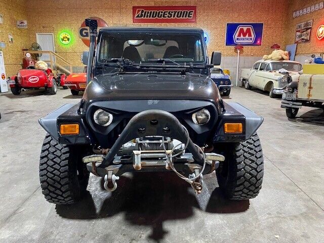 2000 Jeep Wrangler Lots of Extras! 4×4 4.0 lt inline 6 cyl HD VIDEO
