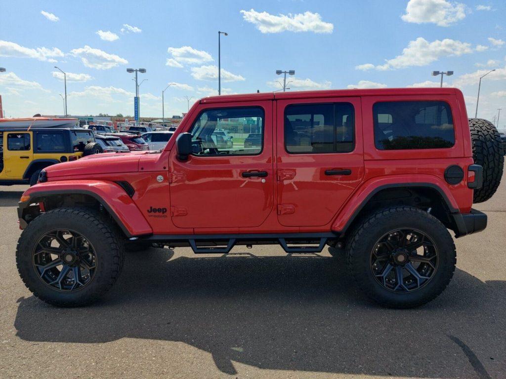 2022 Jeep Wrangler Rocky Ridge Package