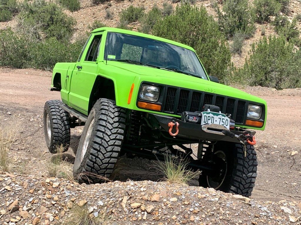 1990 Jeep Comanche PIONEER