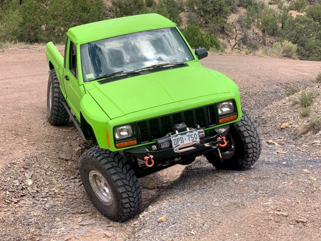 1990 Jeep Comanche PIONEER