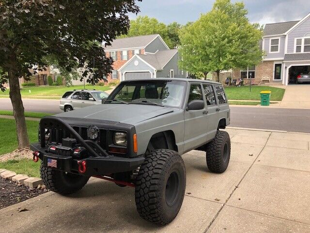 2000 Jeep Cherokee