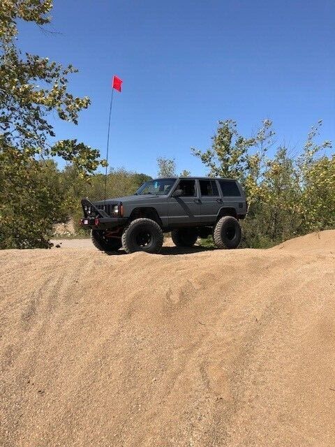 2000 Jeep Cherokee
