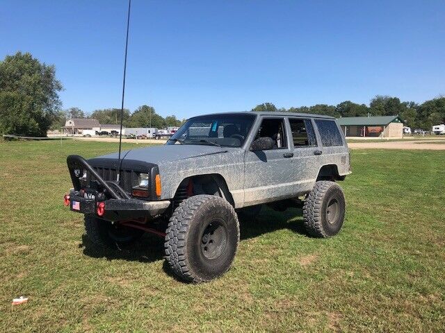 2000 Jeep Cherokee