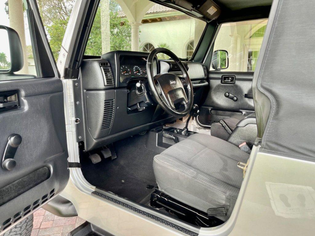 2006 Jeep Wrangler Unlimited LJ FLORIDA BORN AND RAISED 6 Speed N
